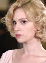 Farah zeynep abdullah, 17 ağustos 1989 gayrettepe, beşiktaş, i̇stanbul doğumlu türk oyuncudur. Farah Zeynep Abdullah