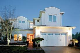 Commercial garage doors are constructed using the finest raw materials and are produced by the hands of skilled craftsmen. Residential Garage Doors Overhead Door Of New Orleans A Division Of Duraserv Corp