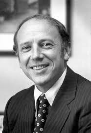 Samuel Bell's Instagram, Twitter & Facebook