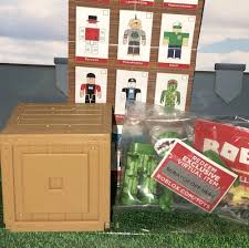 Sharksie New Roblox Series 2 Mystery Box 3 Figures Toys Pack Virtual Item Codes Jazwares Mystery Box Roblox Toys