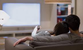 Kino zu hause mit diesen dekotipps gelingt der perfekte filmabend. Heimkino Einrichten So Holen Sie Sich Leinwand Atmosphare Nach Hause