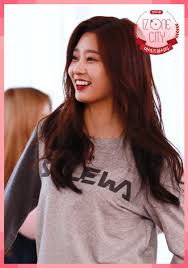 She is under starship entertainment as a member of ive, who became a member and center of the project group after participating in produce 48 as a contestant and finishing in 1st place in the ranking. Iz One Global On Twitter Photo 190109 Iz One S Preview Pictures For Iz One City Izone ìì´ì¦ì ã¢ã¤ãºã¯ã³ Official Izone