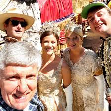 Happy Mardi Gras from King Felix Cunningham, King Felix Courtney, Queen  Laura, Queen Eugenia and me!! . . #mca #mobilemardigrasphotographer  #mobilealabamaphotographer #mobilephotographer #mardigras2022 #kingfelix