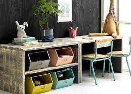 Bien entendu ce qui nous freine en règle générale c'est le manque de place. 15 Idees Deco Pour Ranger Les Affaires Scolaires Des Enfants Elle Decoration
