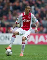 Gregory van der wiel brak afgelopen seizoen definitief door bij ajax en het nederlands elftal. Afc Ajax Afc Ajax S Photos Facebook Afc Ajax Football Players Soccer Club