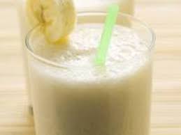 Milk Shake A La Banane Recette Recette Milk Shake Milk Shakes Et Recette