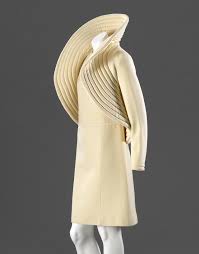 Sprawił, że to, co piękne, stało się także funkcjonalne. Pierre Cardin Jacket And Mini Dress Ngv