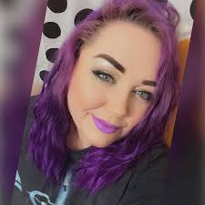 everybody knows that i'm a good girl officer