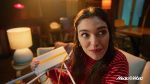 MediaWorld rilancia l'impegno per la parità di genere nel tech con Tech is  Woman e la nuova campagna firmata da Armando Testa