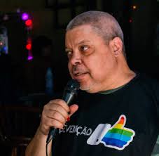 The bridge between leading companies & advisors