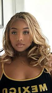 Jada Holmes (missjinez)