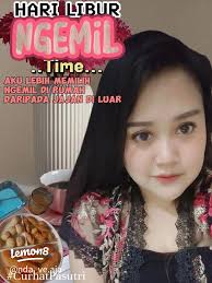 Nyemil Santai di Rumah: Mie Richeese dan Minuman Cokelat