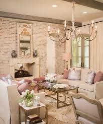 Alle gebiete rund um das mittelmeer werden als mediterran bezeichnet, wodurch eine vielzahl unterschiedlicher kulturen diesen einrichtungsstil prägt, der platz für individuelle gestaltung bietet. 75 Mediterrane Wohnzimmer Ideen Bilder Juli 2021 Houzz De