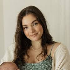 Chloe Stokes 〰️ Nebraska + NYC Photographer (@chloestokesphoto) • Instagram  photos and videos