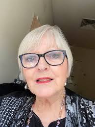 She really needs to do something about her hair!