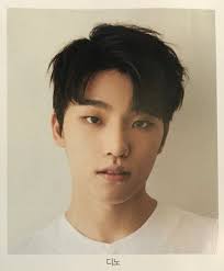 This Is What All Of The Idol Pictures Should Look Like Not Whitewashed Because Kpop Idols Look Beautiful With Their Unb Seventeen Kpop Idol Honey Skin