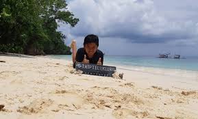 Harga tiket masuk tersebut hanya. 10 Foto Teluk Biru Banyuwangi Rute Wisata Pantai Surga Tersembunyi Jejakpiknik Com