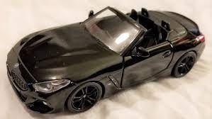 Bmw z4 m40i g29 first edition roadster 2019 3d model by hum3d com. Kinsmart 1 3 4 Massstab Modell Bmw Z4 Schwarz Bbkt5419dbk Ebay
