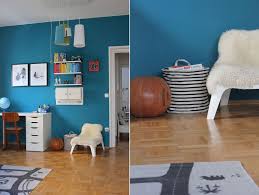 Zeit Petrol Zu Streichen Schau Mal Rein In Das Kinderzimmer Von Nina Kolorat Kinderzimmer Wand Kinder Zimmer Jungszimmer