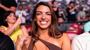 Bikini-loving MMA beauty Mackenzie Dern steals the show at UFC Fight Night  - Daily Star