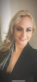 Michelle Banbury's Instagram, Twitter & Facebook