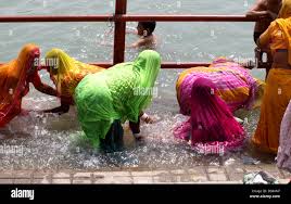 Women Bathing In The Ganges River At The Third Shahi Snan Kumbh Mela In  39760 | Hot Sex Picture