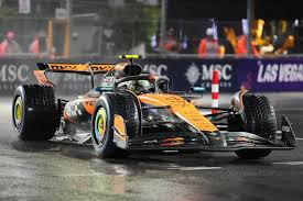 En qué canal pasan el Gran Premio de Las Vegas de la Fórmula 1 2025 hoy