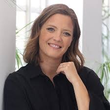 Maria Casado's Instagram, Twitter & Facebook