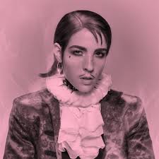 Features — VOCAL GIRLS