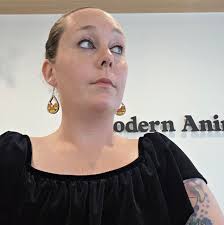 🚗 **URGENT: Help a Local Mother of 5 Start Fresh** ❤️ A young mother in  our community recently escaped a dangerous domestic violence situation with  her five children, including a baby under