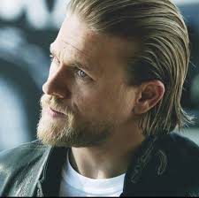 Pin By Nik Nak On Charlie Hunnam Charlie Hunnam Jax Teller Haircut Haircuts For Men