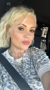 Which hair style do you like best?