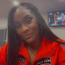 Mallory Roper's Instagram, Twitter & Facebook