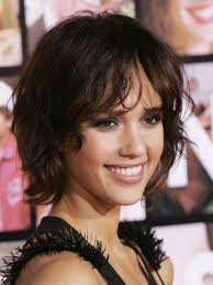 Coiffure Carre Flou Mi Long Coupe De Cheveux Cheveux Courts Coupe De Cheveux Courte