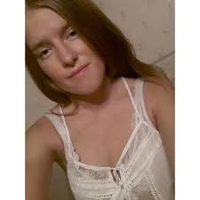 Louisa Keller (@LouiisaKeller)