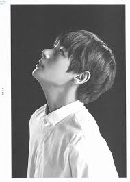 Pin By Zehjl On Black White Bts Taehyung Bts Taehyung Kim Taehyung