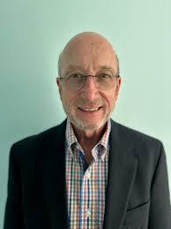 Ryan Hillyer's Instagram, Twitter & Facebook