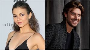 Jun 28, 2021 · adam demos has a full frontal scene in the new netflix series sex/life that everyone is talking about. Victoria Justice And Adam Demos To Headline Netflix Rom Com Variety