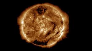 Venus adalah planet terdekat kedua dari matahari setelah merkurius dan dinamai dari dewi cinta dan kecantikan dalam mitologi romawi. Ditemukan Planet Raksasa Dengan Empat Matahari