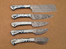 5 Pieces Damascus Steel Kitchen Knife Set Includes 10 6 9 6 9 0 8 0 7 6 Knives White Jungle Scale Comes With Gift Box With Images Kitchen Knives Knife Set Kitchen