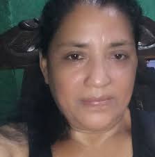 Garnet-throated Hummingbird (Lamprolaima rhami) in Guatemala by Maria Jose  Lou