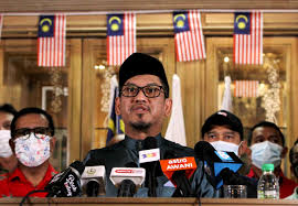 Datuk seri ahmad faizal azumu. Don T Retaliate Ahmad Faizal Tells Bersatu The Star