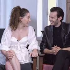 Kanal d canlı yayınları, kesintisiz olarak türkiye'nin her noktasına ulaşmaya devam etmektedir. 900 Turkish Couples Ideas In 2021 Couples Turkish Actors Cagatay Ulusoy