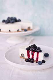 No Bake Blueberry Yogurt Cake Bakenoir Com Desserts Blueberry Yogurt Cake Eat Dessert
