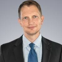 Laurie Hurst's Instagram, Twitter & Facebook