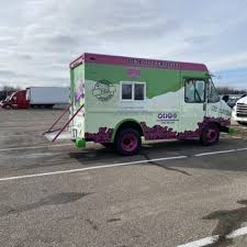 Thrive Acai - Food Truck — Restaurant food truck in Detroit, Michigan