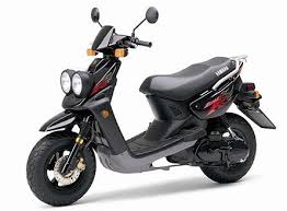 Scooter Yamaha Zuma What I Drove Back In Gville Wanna Move Somewhere I Can Drive One Again Yamaha Motorcycles For Sale Scooter