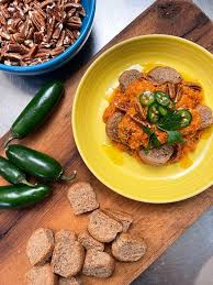 Kayana - Eggs in Tomato Sauce — The Life Of Loi