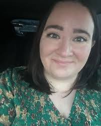 Ashley Edwards's Instagram, Twitter & Facebook