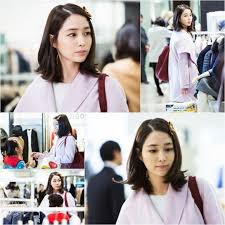 Please come back mister was a magnificent show that not only fused everything together perfectly, but managed to be so much more than i expect from the acting here was impeccable, coming from an amazing ensemble cast. Lee Min Jung Is A Loving Housewife On Please Come Back Mister Soompi